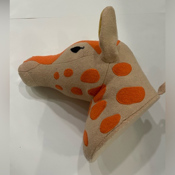 Giraffe Head 3D Wall Hanging Stuffed Animal Plush Orange Biege - Picture 5 of 10